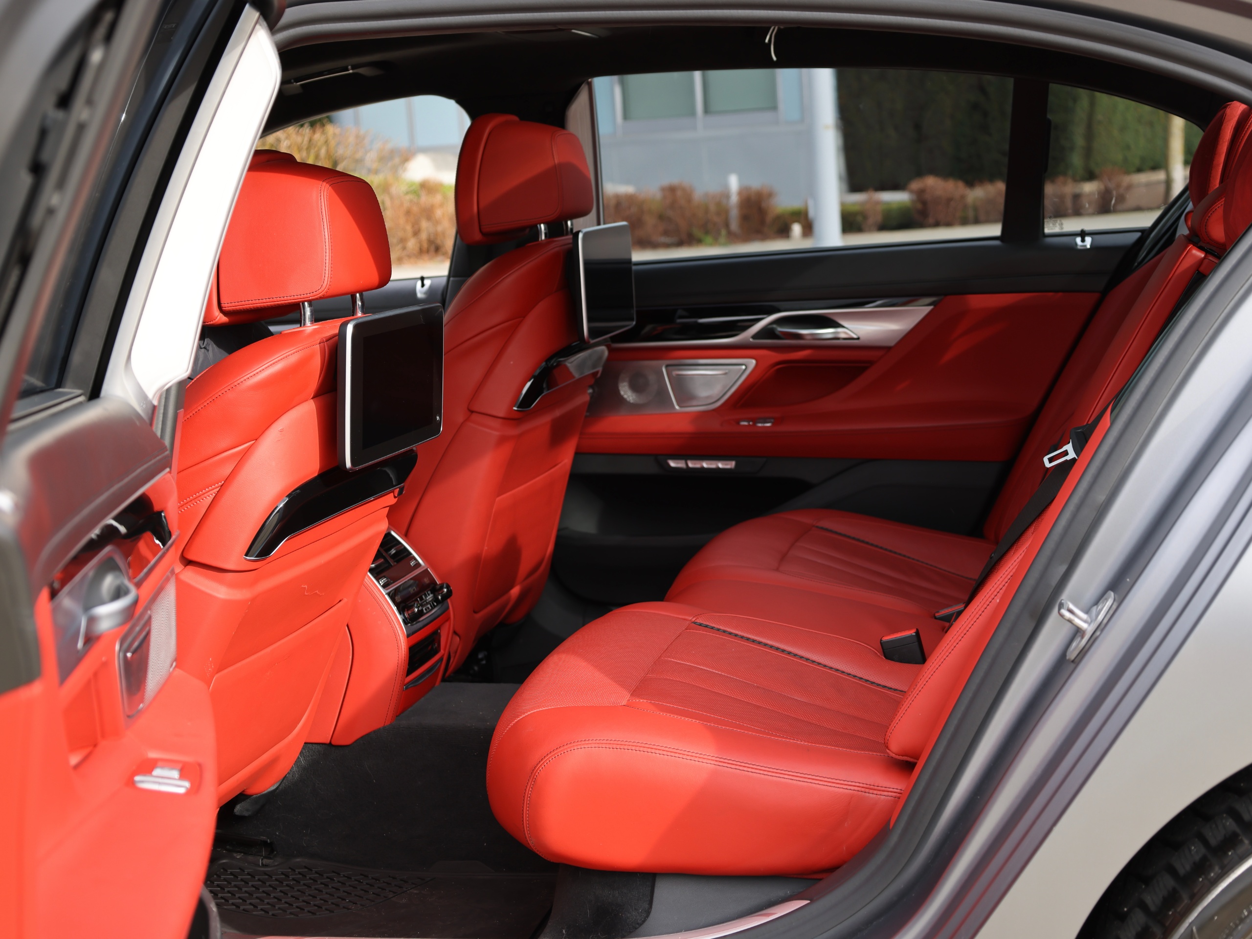 2018 BMW M760LI - Image 20